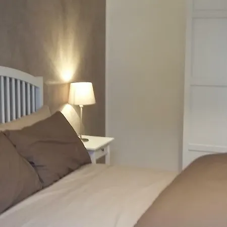 Residenza Leon B&B 카스텔누보델가다